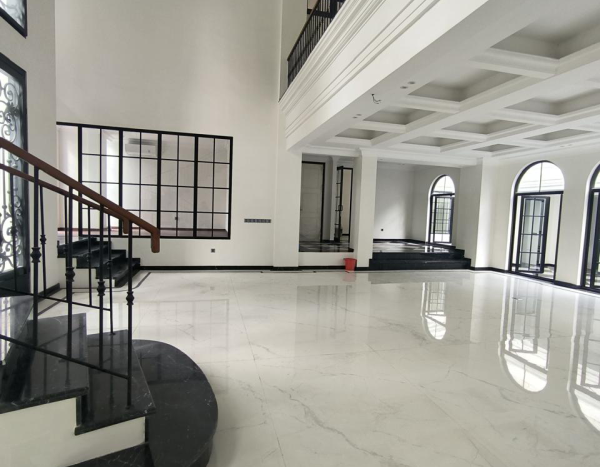 6. Dijual Rumah Graha Famili Surabaya Brand New Classic – Prestise & Investasi Blue-Chip - yonathan chen konsultan bisnis dan properti surabaya