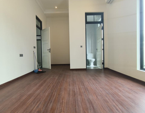 9. Dijual Rumah Graha Famili Surabaya Brand New Classic – Prestise & Investasi Blue-Chip - yonathan chen konsultan bisnis dan properti surabaya